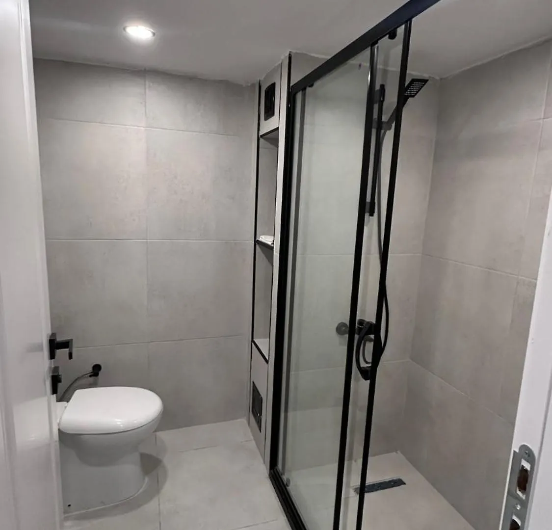 Golden Tulip Suite Apart Istambul 0*,