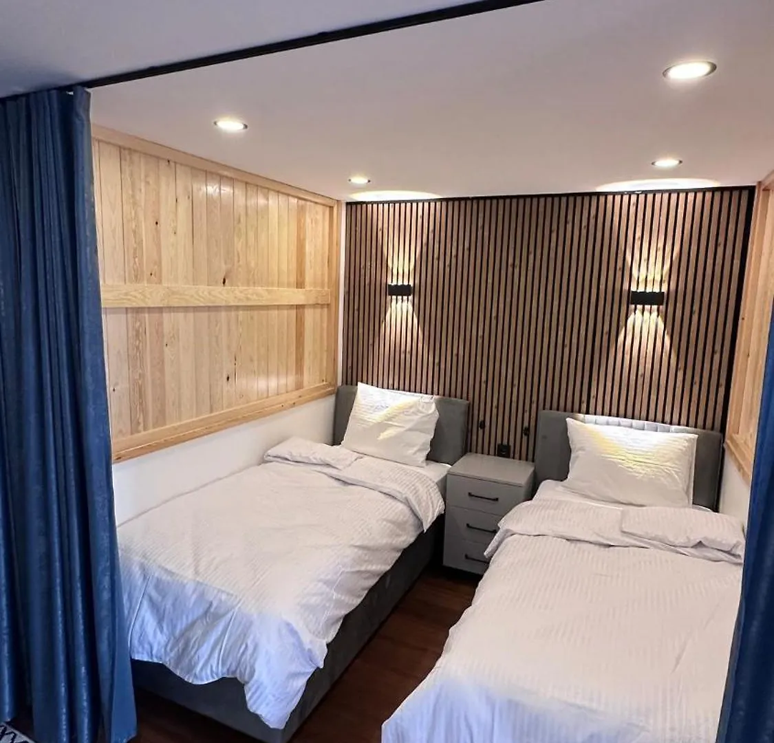 Golden Tulip Suite Apart Istambul 0*,