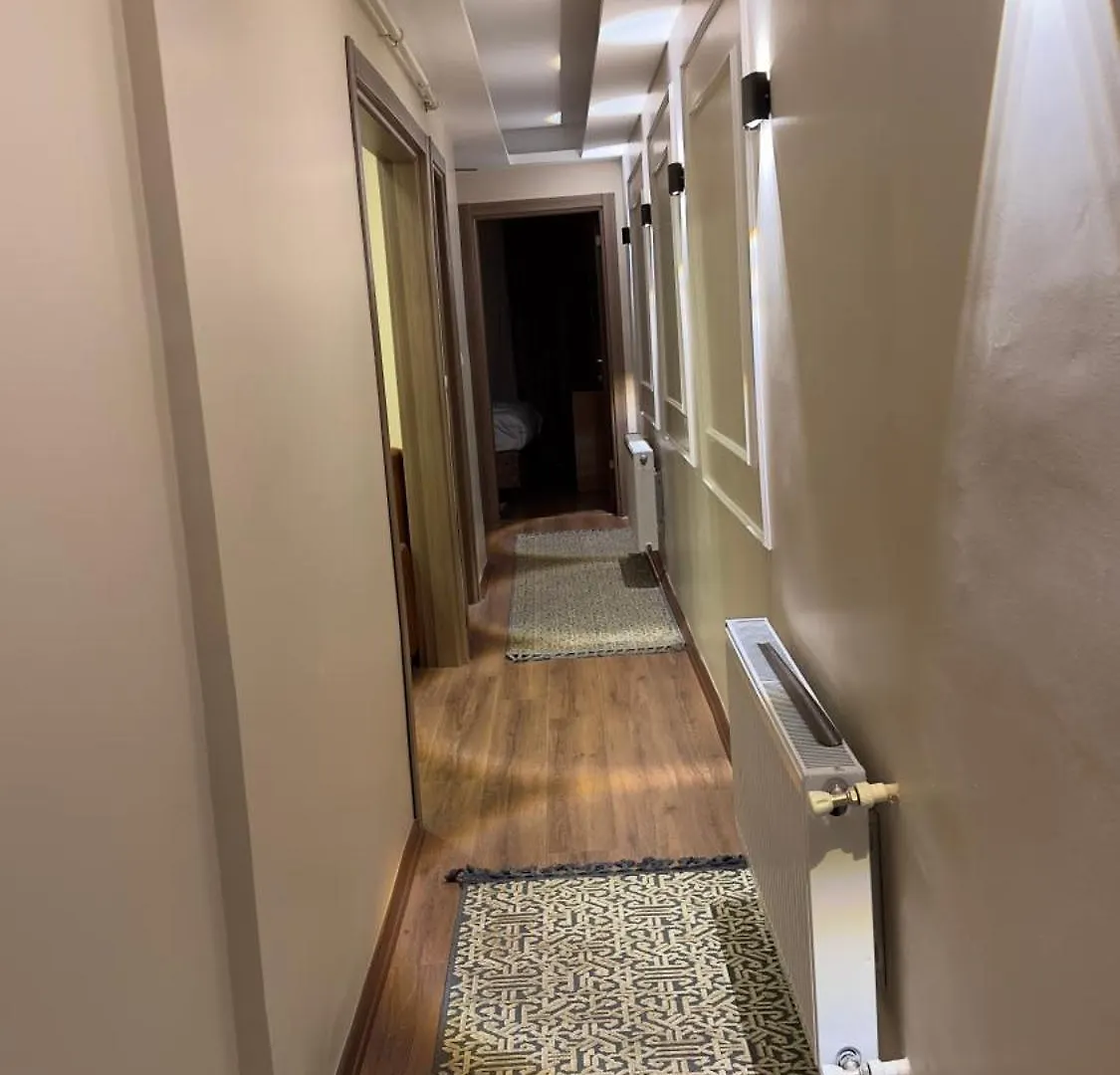 Golden tulip suit /apart Istanbul Turcia